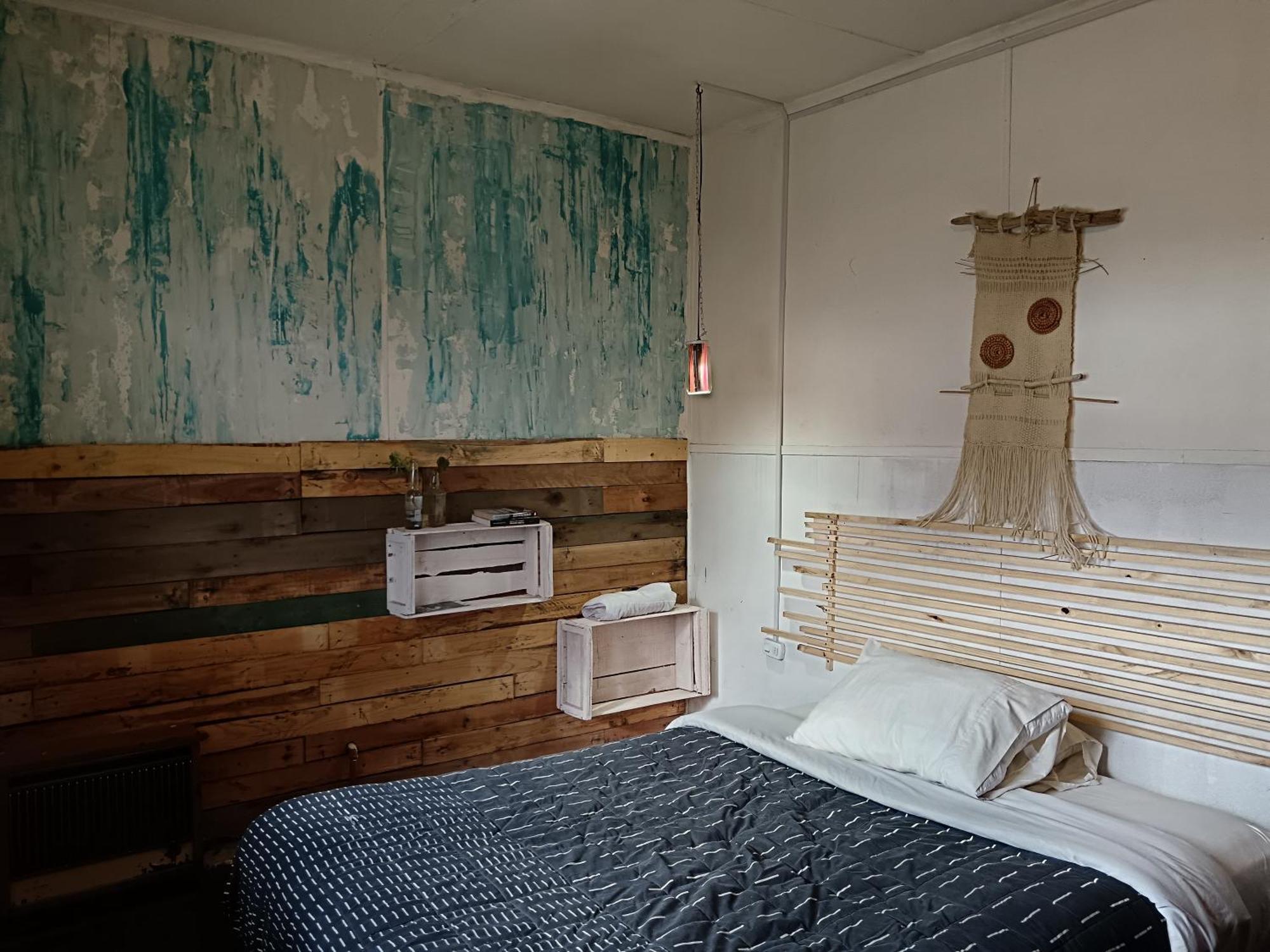 Upcycling Hostel Puerto Natales Exterior photo
